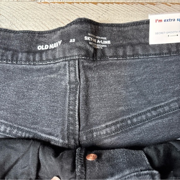 Old Navy 22 High High Rise Sky, High Airline, Secret, Smooth Pockets, Black - Picture 3 of 14